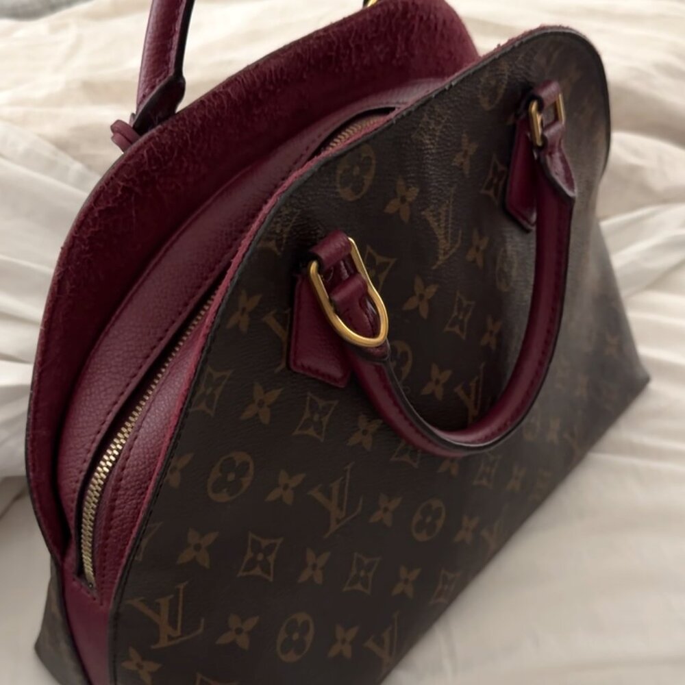 Louis Vuitton ALMA Handbag in Monogram Coated Canvas Brown Contrast Burgundy - Picture 2 of 11